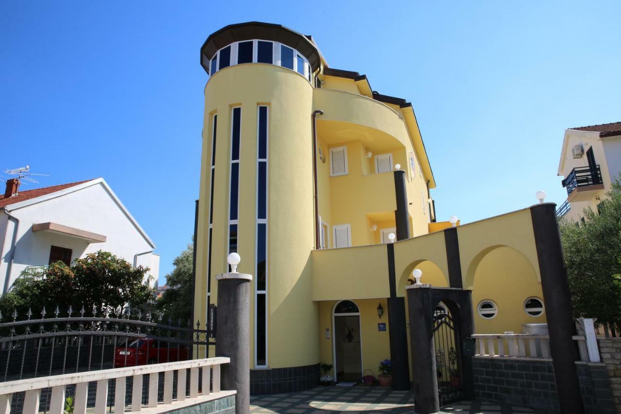Hotel Vila Nara Vodice Exterior foto