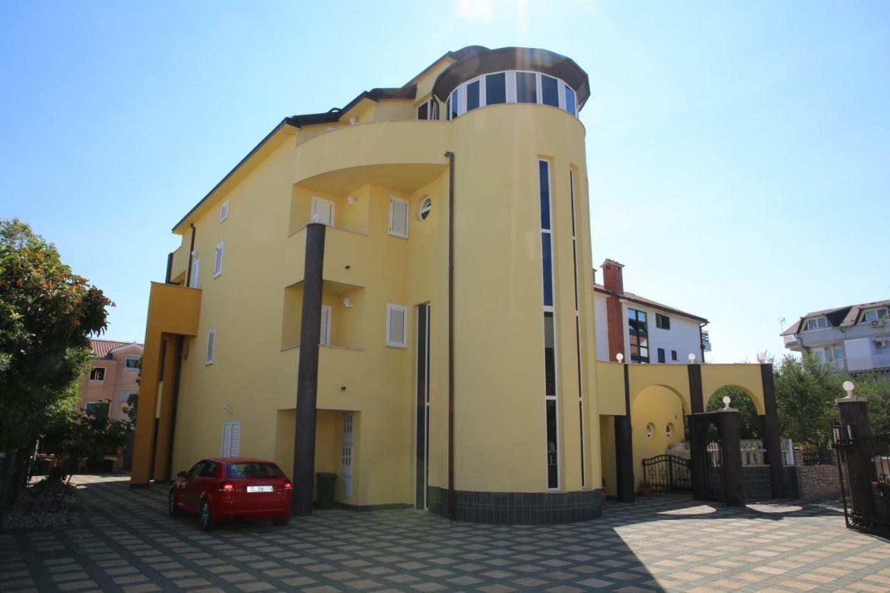 Hotel Vila Nara Vodice Exterior foto